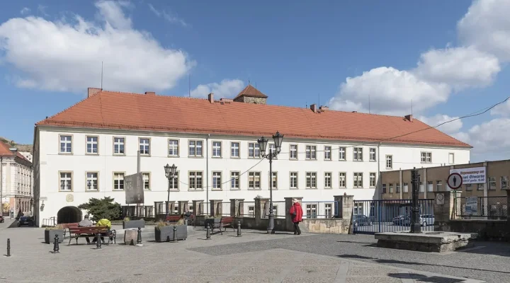 Założenie zakonu jezuitów - kluczowa siła kontrreformacji