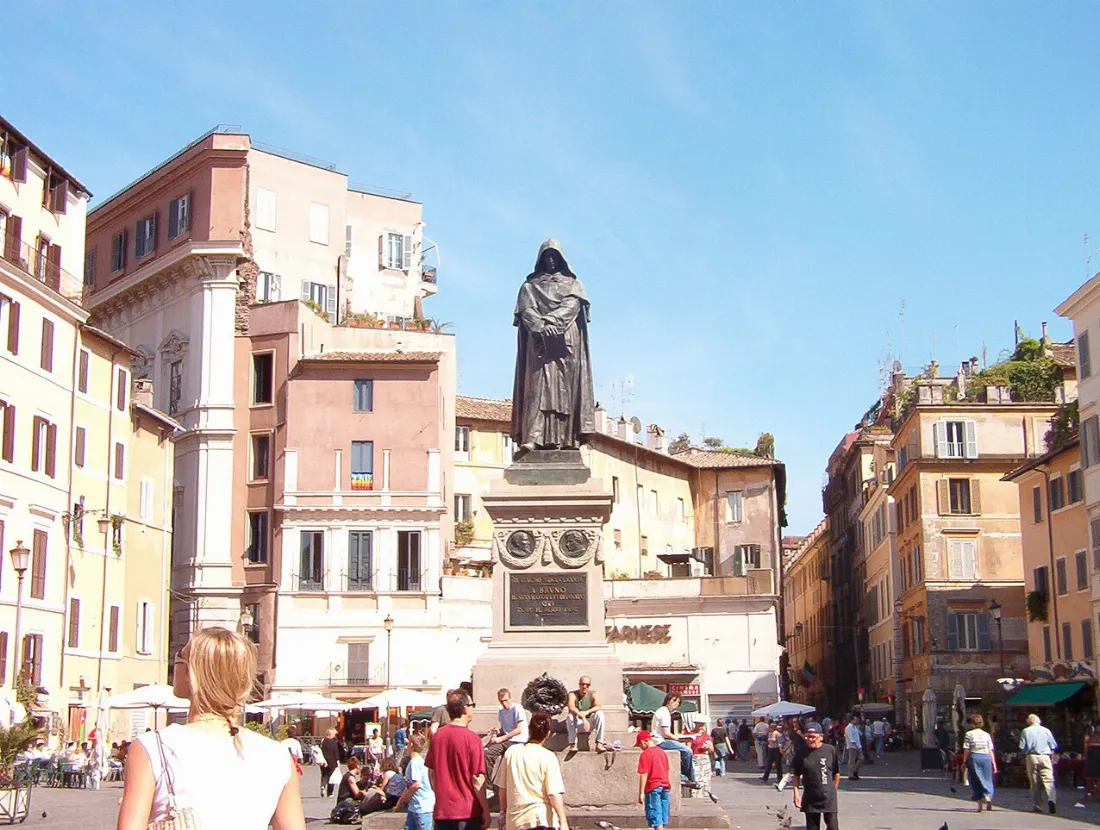 Brunostatue