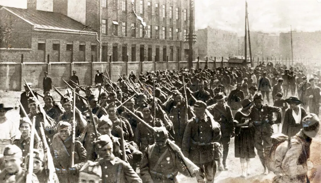 Polska piechota podczas Bitwy Warszawskiej w sierpniu 1920 roku.